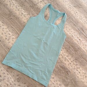 Lululemon Swiftly Tech Racerback Tank Top 2.0 Icing Blue/Icing Blue Size 4